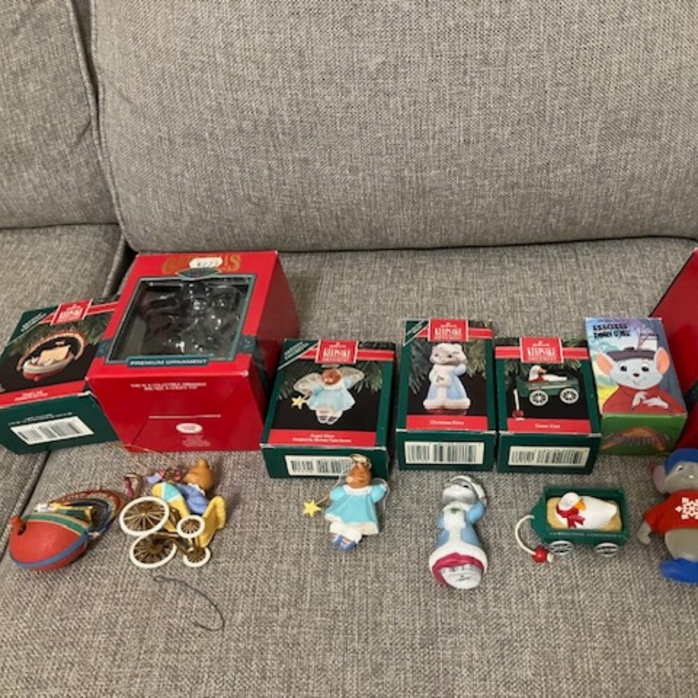 7 Vintage 90s Christmas Ornaments with an Animal Theme (6)